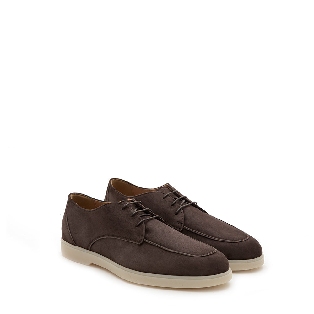 LACE UP BROWN