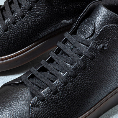BLACK ELASTIC LACES